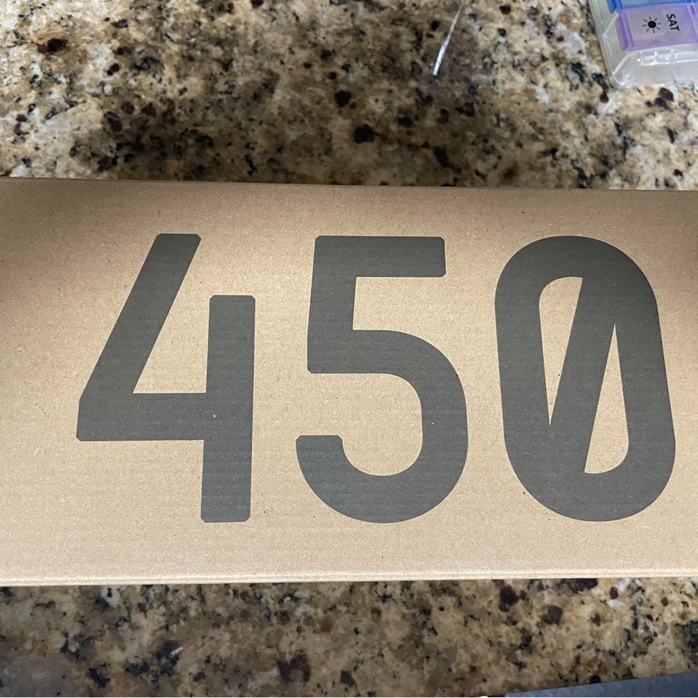 Yeezy 450 size 7